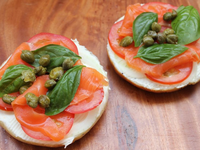 Bánh mì tròn - bagel